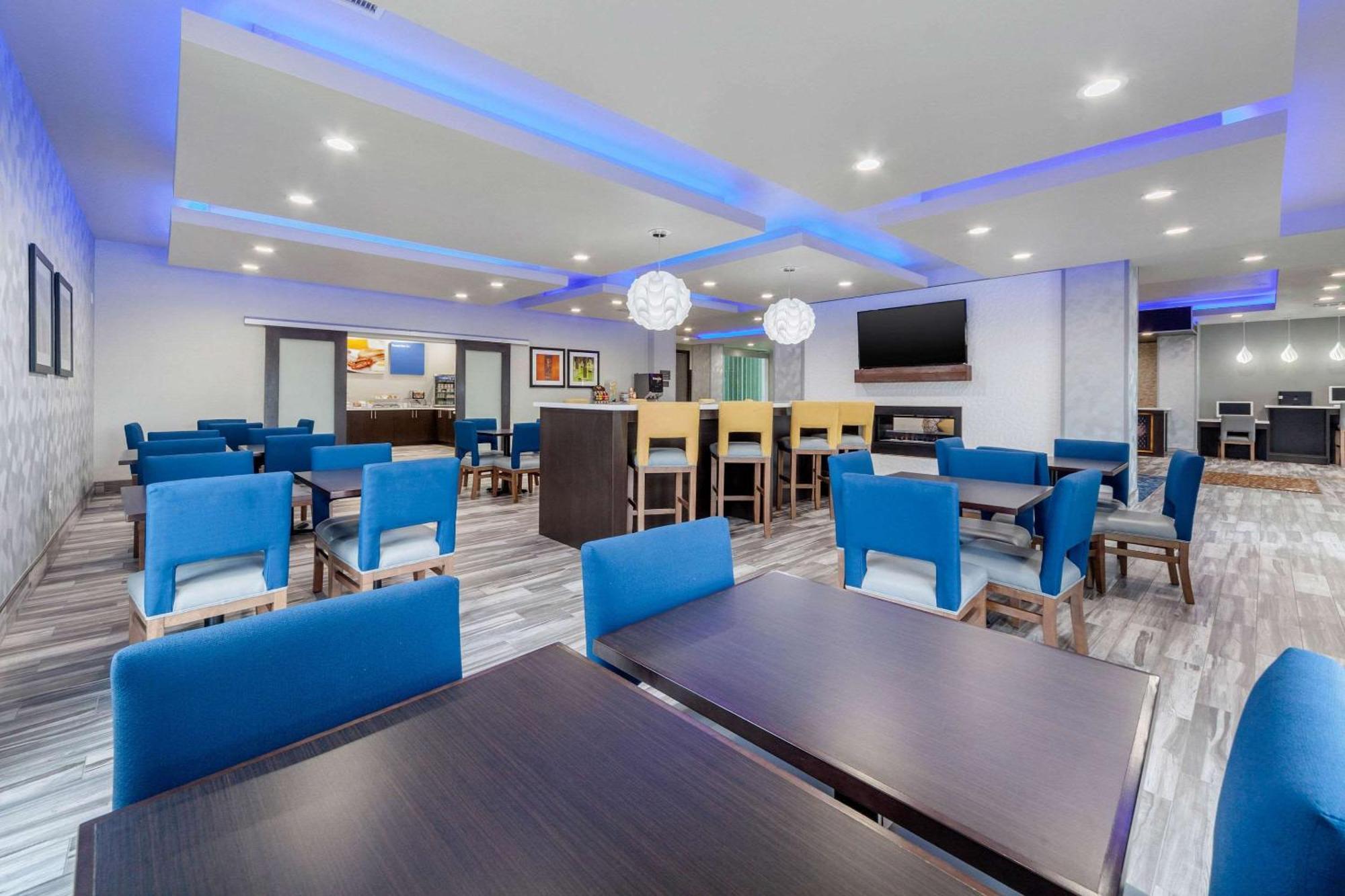 Comfort Inn & Suites Oklahoma City South I-35 מראה חיצוני תמונה