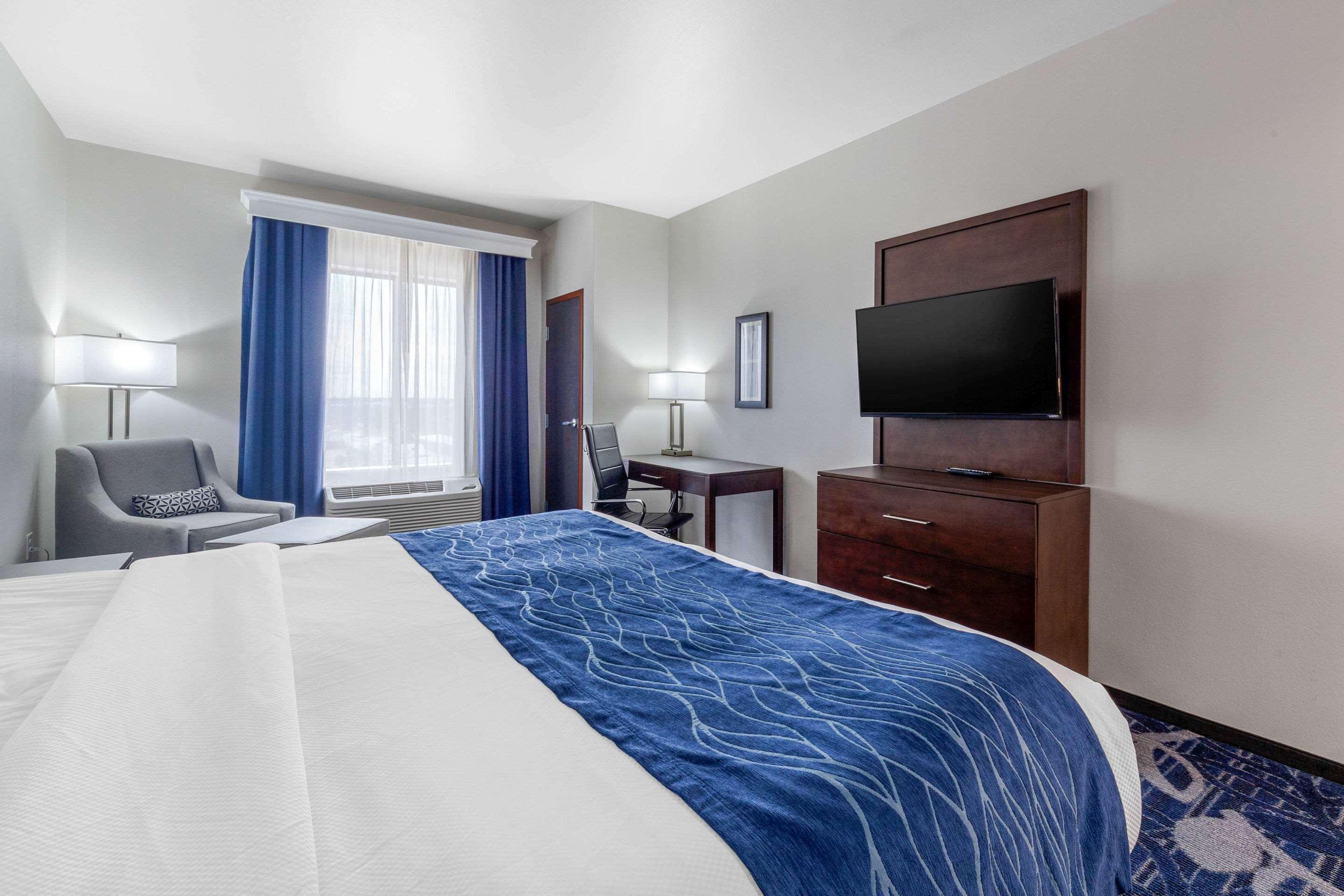 Comfort Inn & Suites Oklahoma City South I-35 מראה חיצוני תמונה