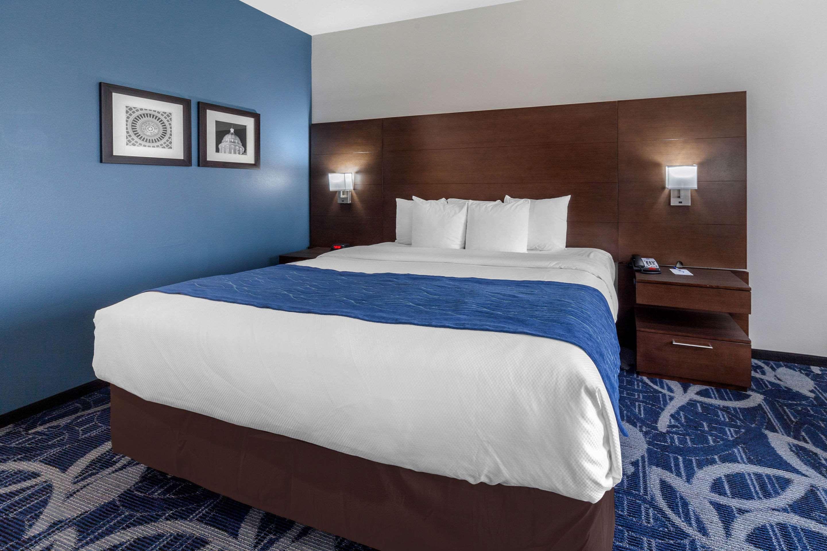 Comfort Inn & Suites Oklahoma City South I-35 מראה חיצוני תמונה
